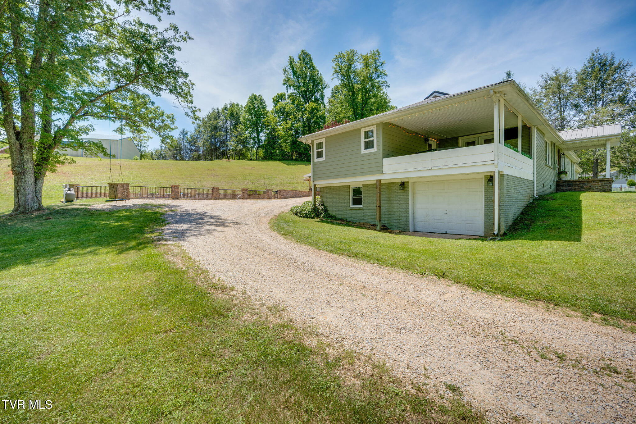 243 Judge Ben Allen Road Elizabethton, TN 37643 - Photo 40 of 58 034