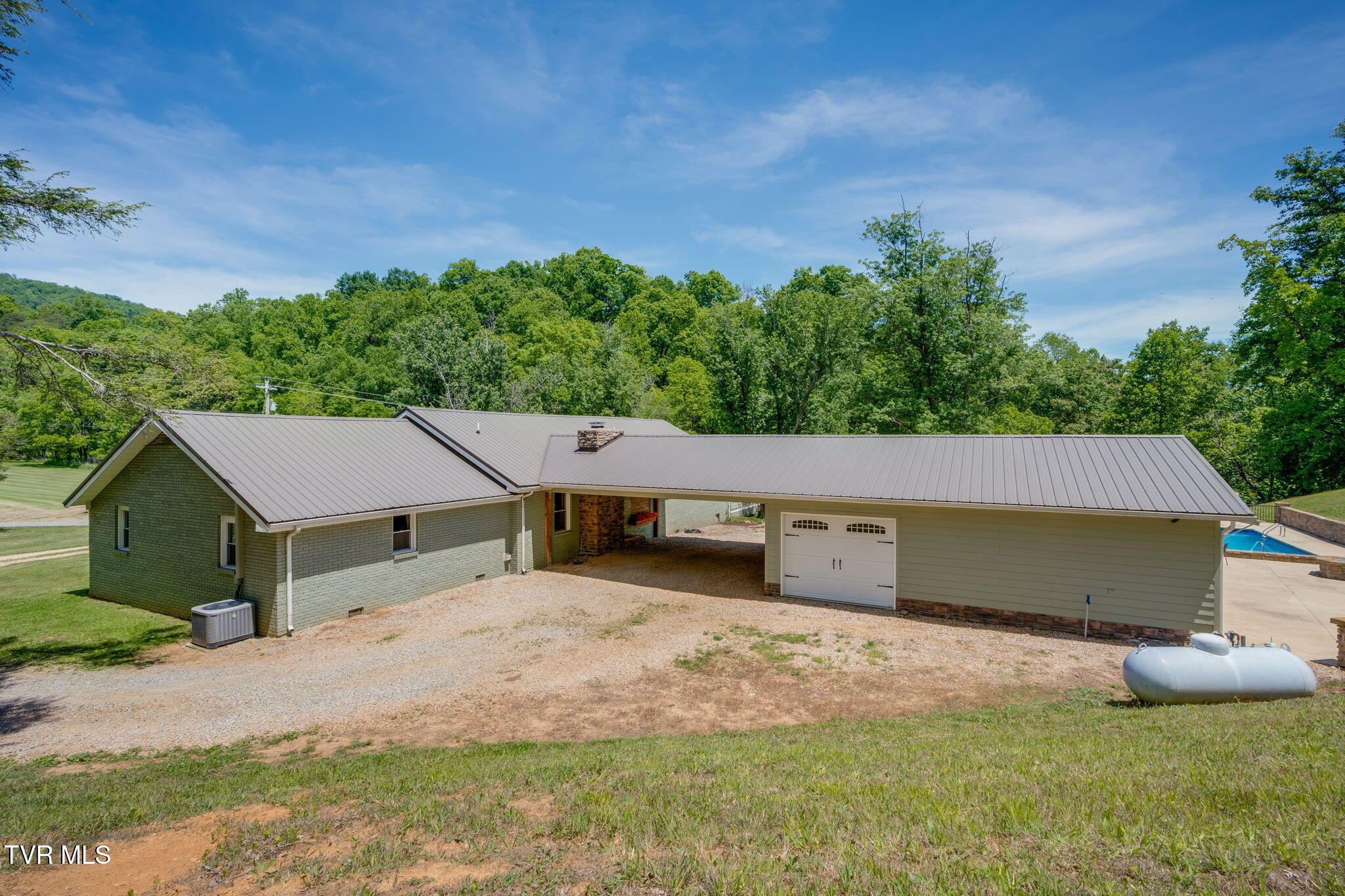 243 Judge Ben Allen Road Elizabethton, TN 37643 - Photo 53 of 58 050