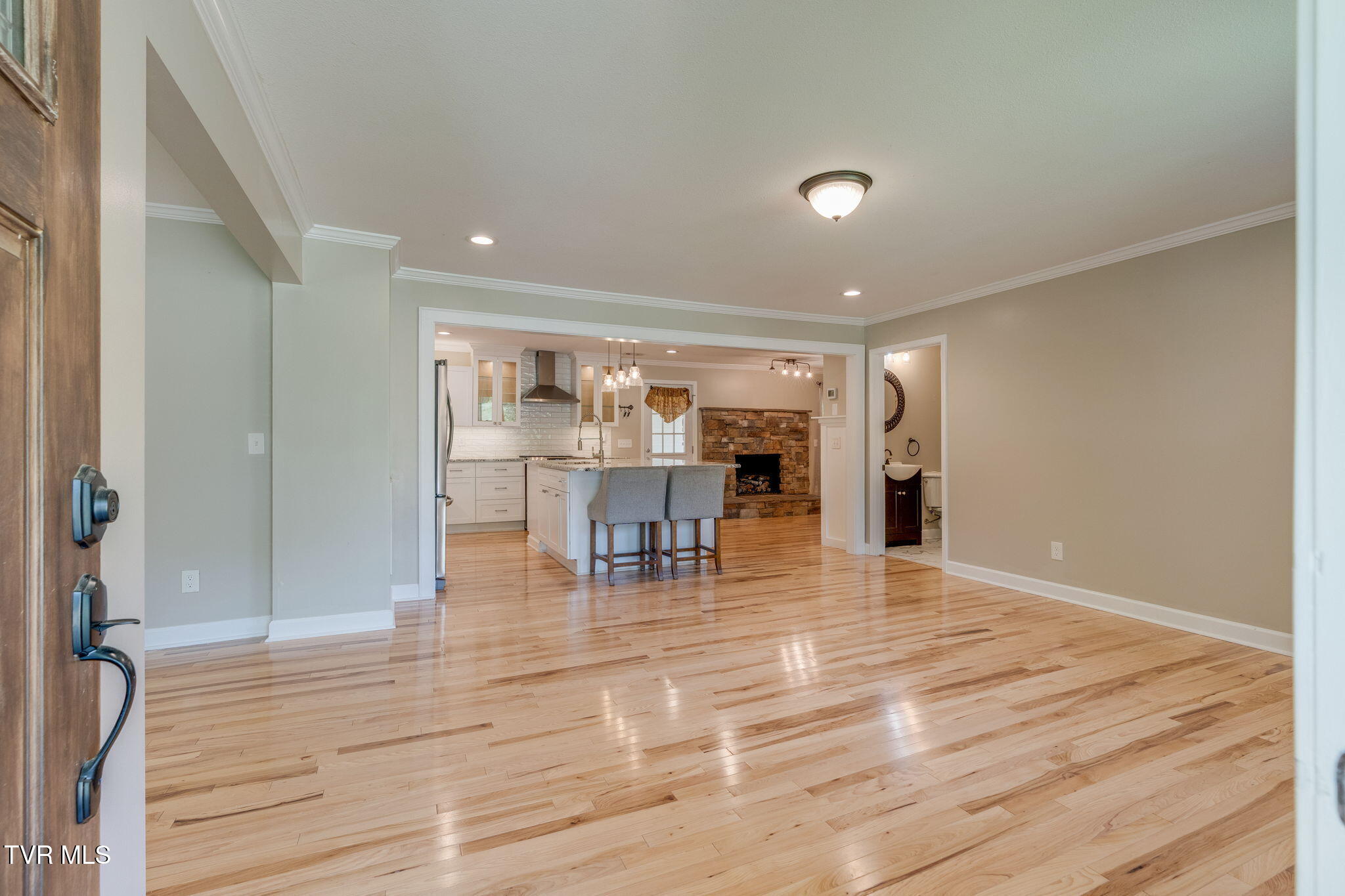 243 Judge Ben Allen Road Elizabethton, TN 37643 - Photo 7 of 58 004