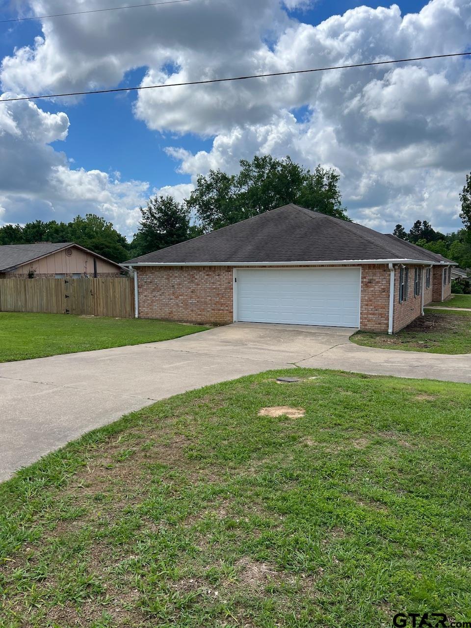 1002 South Boyd Street Lindale, TX 75771 - Photo 13 of 41