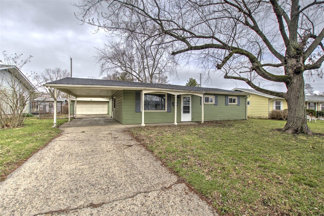 3931 Newcastle Drive Decatur, IL 62526 - Photo 1 of 28 Gallery Image 1