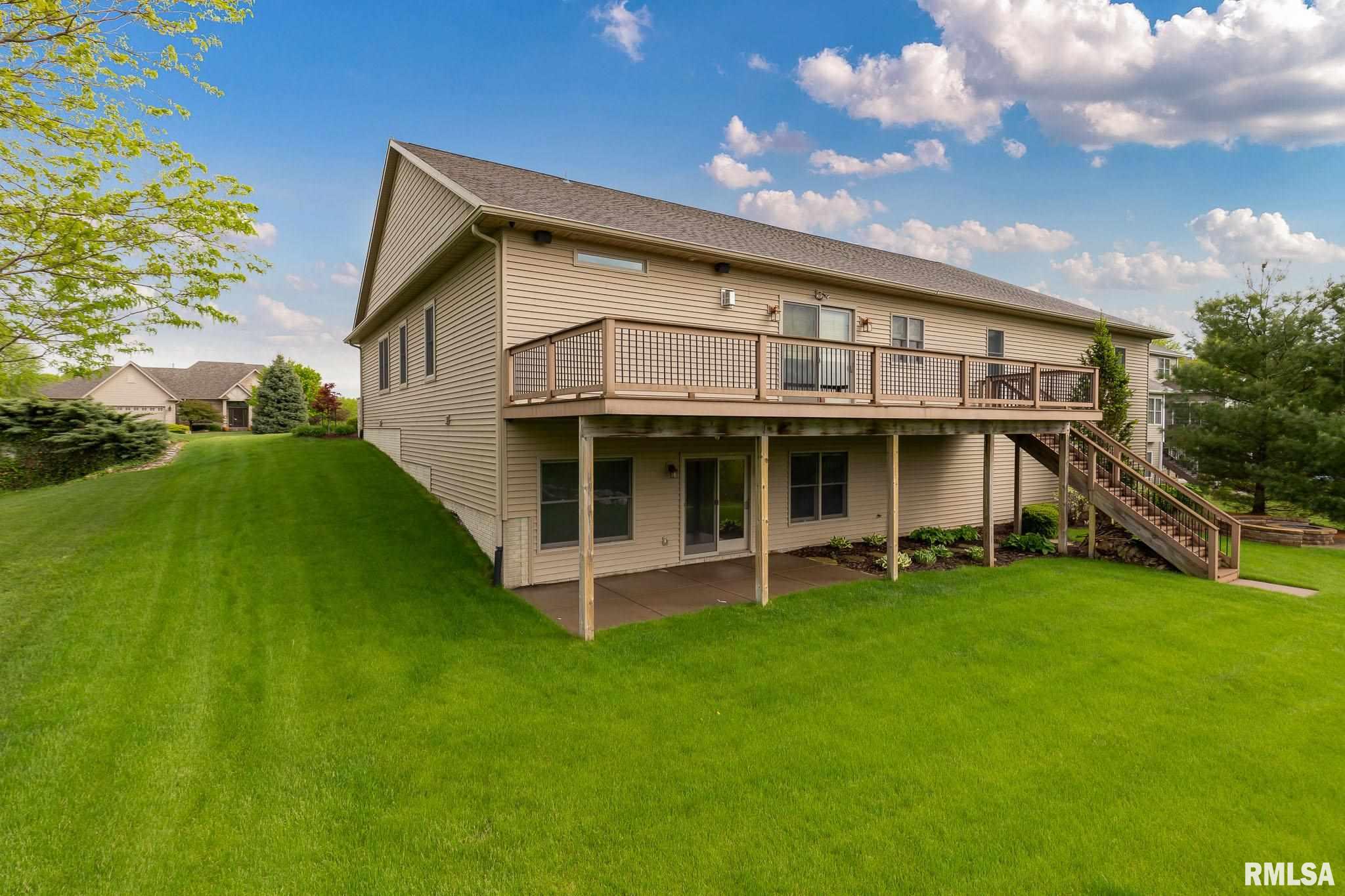 3214 Westminster Road Bettendorf, IA 52722 - Photo 3 of 44 Gallery Image 3