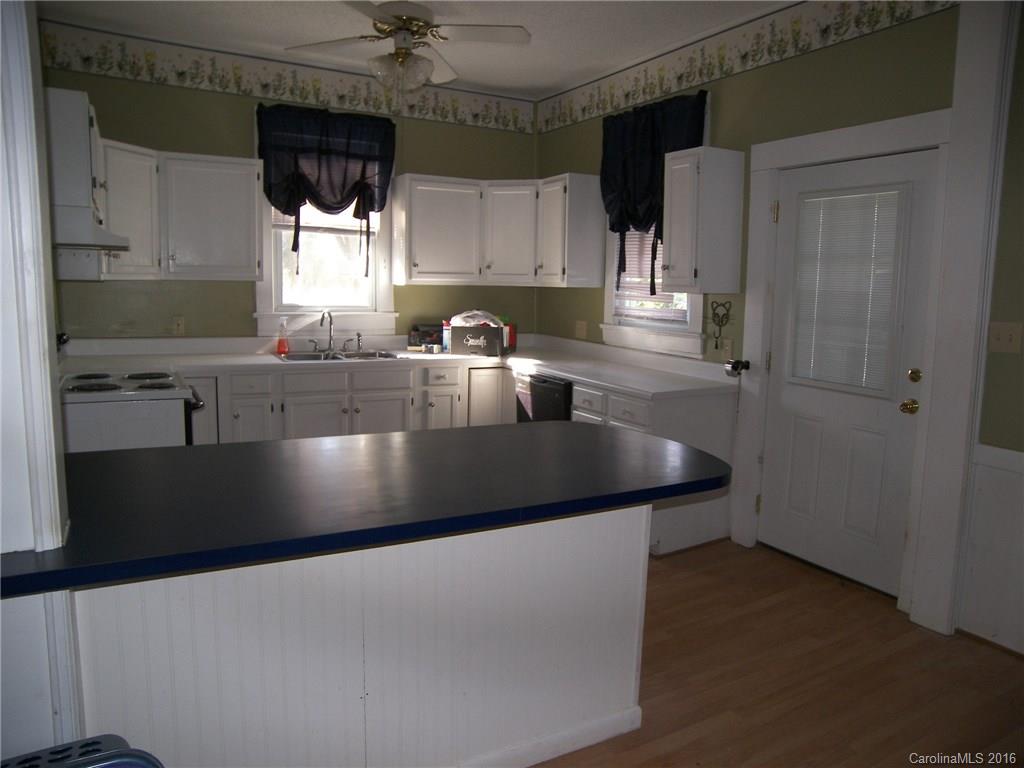 1955 Glover Road Salisbury, NC 28146 - Photo 11 of 22 Gallery Image 11