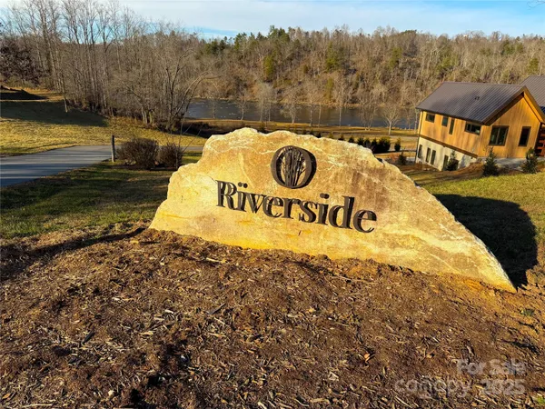 $340,000 | 2 River Run, Unit 1R, Asheville, NC 28804