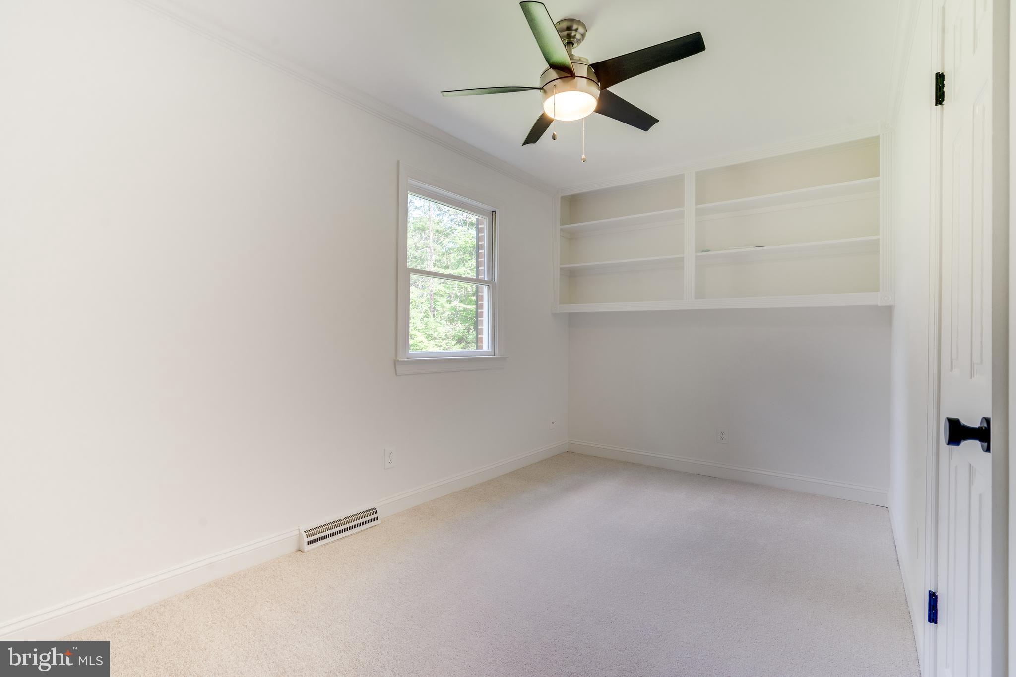 6511 Shamrock Road Manassas, VA 20112 - Photo 31 of 60 Bedroom 2