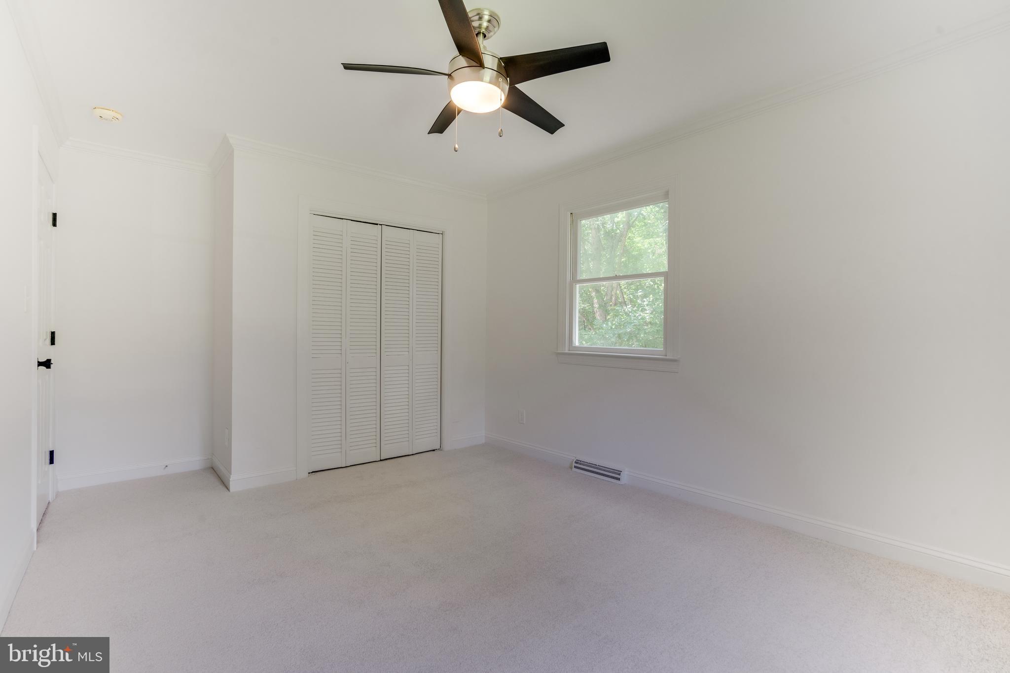 6511 Shamrock Road Manassas, VA 20112 - Photo 33 of 60 Bedroom 3