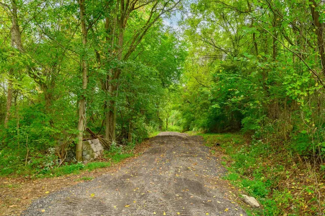 $179,900 | 9 North Old State Road 156, Patriot, IN 47038