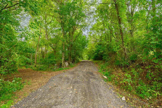 $179,900 | 9 North Old State Road 156, Patriot, IN 47038