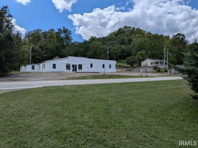 $179,900 | 9 North Old State Road 156, Patriot, IN 47038