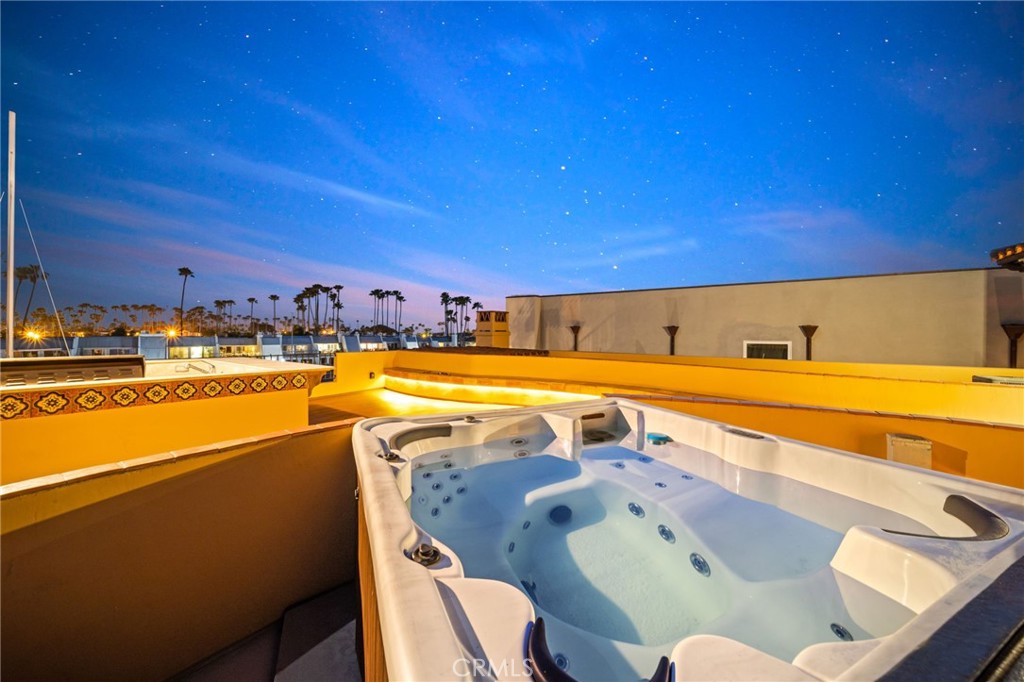 6 Green Turtle Road Coronado, CA 92118 - Photo 45 of 56 Rooftop Spa