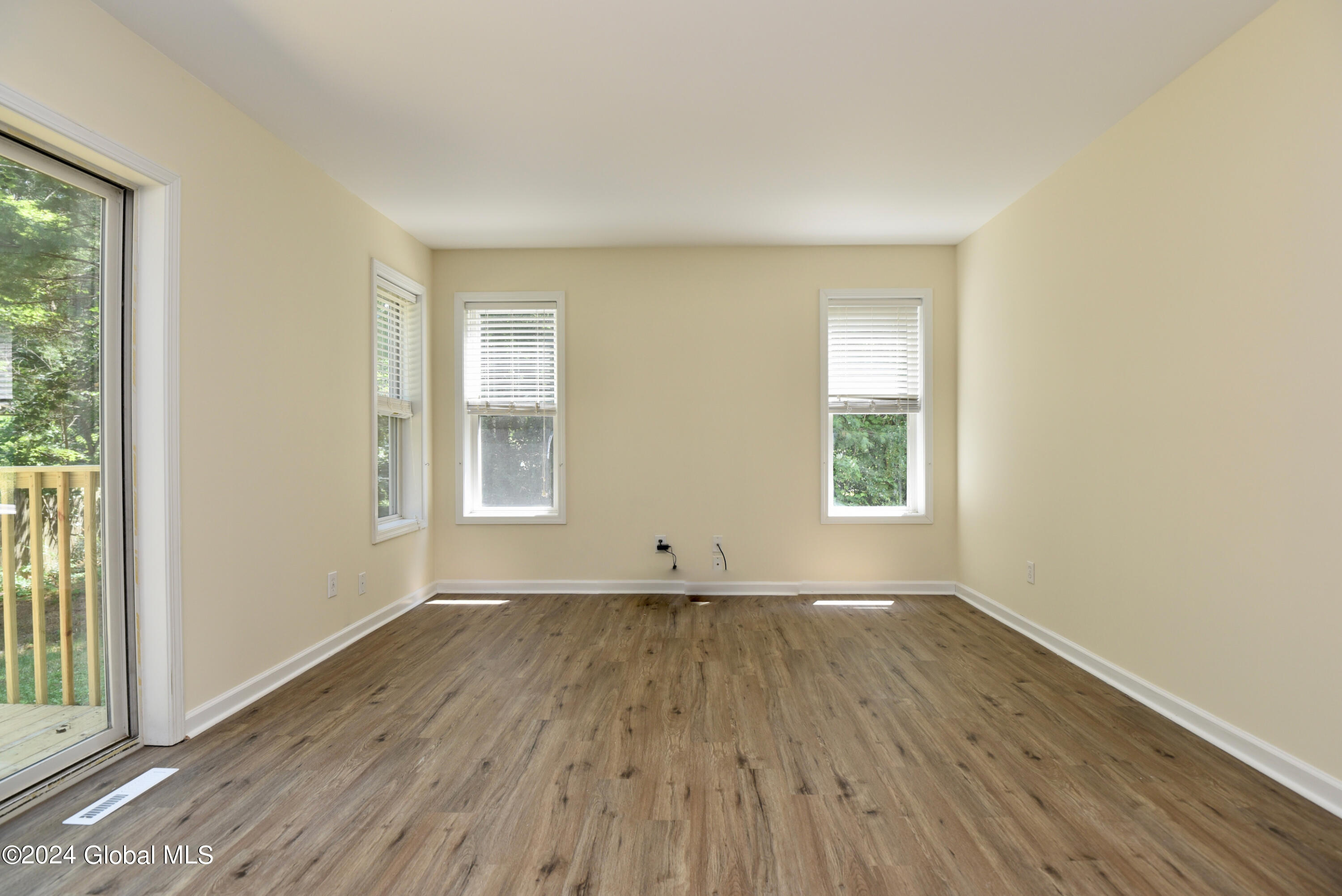 466 Colebrook Road Gansevoort, NY 12831 - Photo 6 of 47 6