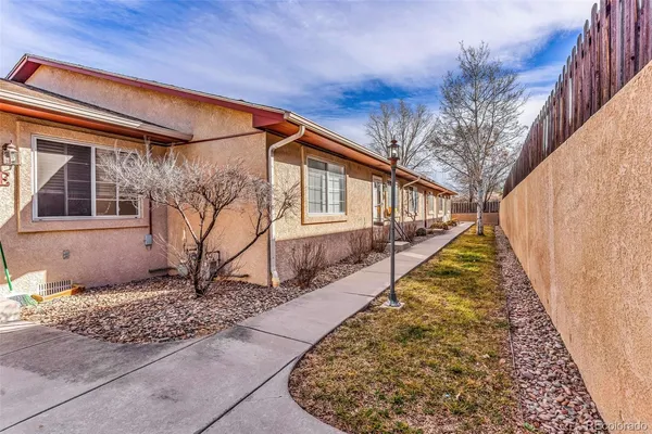 $215,000 | 1512 East 21st Street, Unit B, Pueblo, CO 81001