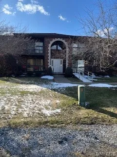 $169,900 | 1187 Indian Church Road, Unit 4C, West Seneca, NY 14224