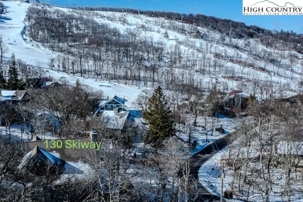 $899,000 | 130 Skiway Circle, Beech Mountain, NC 28604