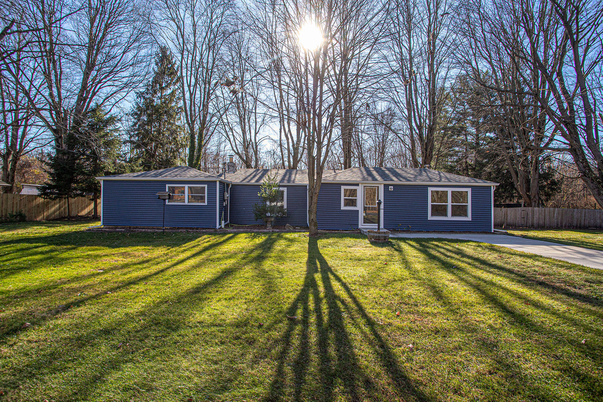 13128 Wilson Road New Buffalo, MI 49117 - Photo 1 of 15 IMG_2971