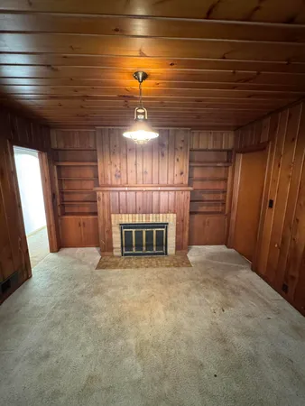 $154,900 | 620 West Huron Avenue, Vassar, MI 48768