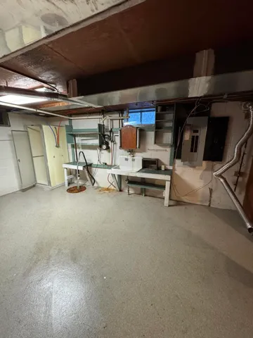 $164,900 | 620 West Huron Avenue, Vassar, MI 48768