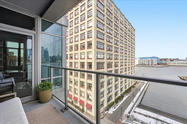 $1,995,000 | 1425 Hudson Street, Unit 7E, Hoboken, NJ 07030