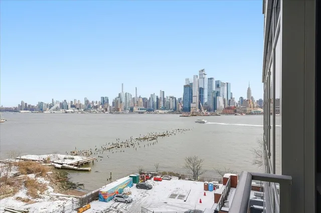 $1,995,000 | 1425 Hudson Street, Unit 7E, Hoboken, NJ 07030