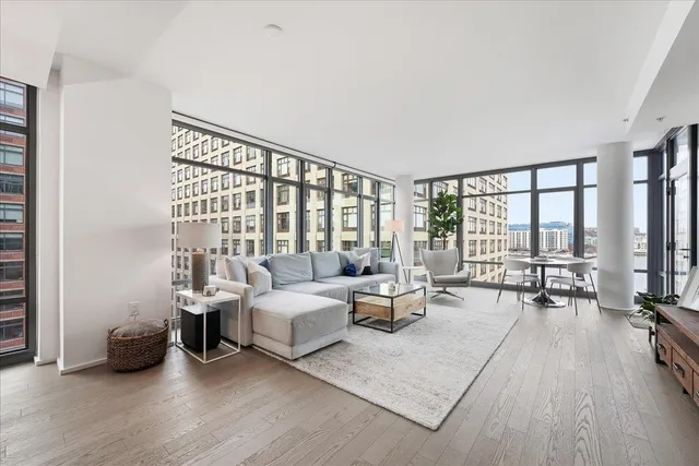 $1,995,000 | 1425 Hudson Street, Unit 7E, Hoboken, NJ 07030