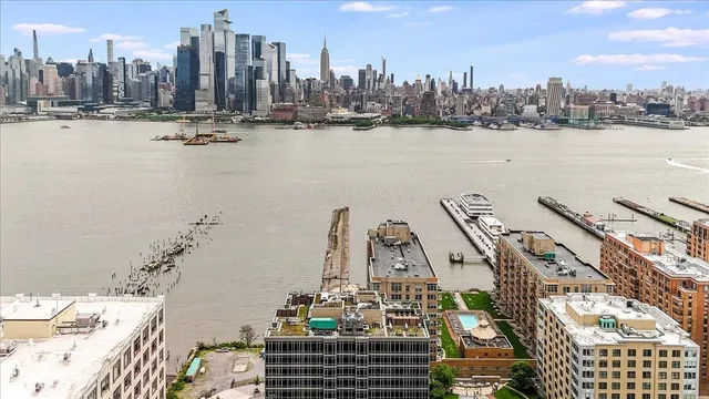 $1,995,000 | 1425 Hudson Street, Unit 7E, Hoboken, NJ 07030