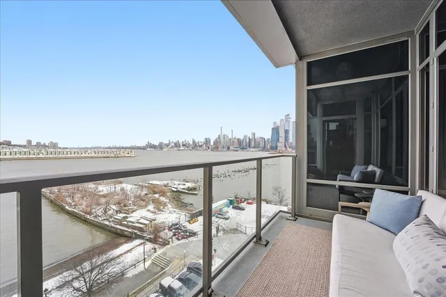 $1,995,000 | 1425 Hudson Street, Unit 7E, Hoboken, NJ 07030