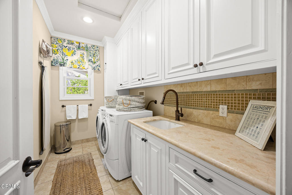 574 Camillo Road Sierra Madre, CA 91024 - Photo 23 of 44 Upstairs Laundry Room