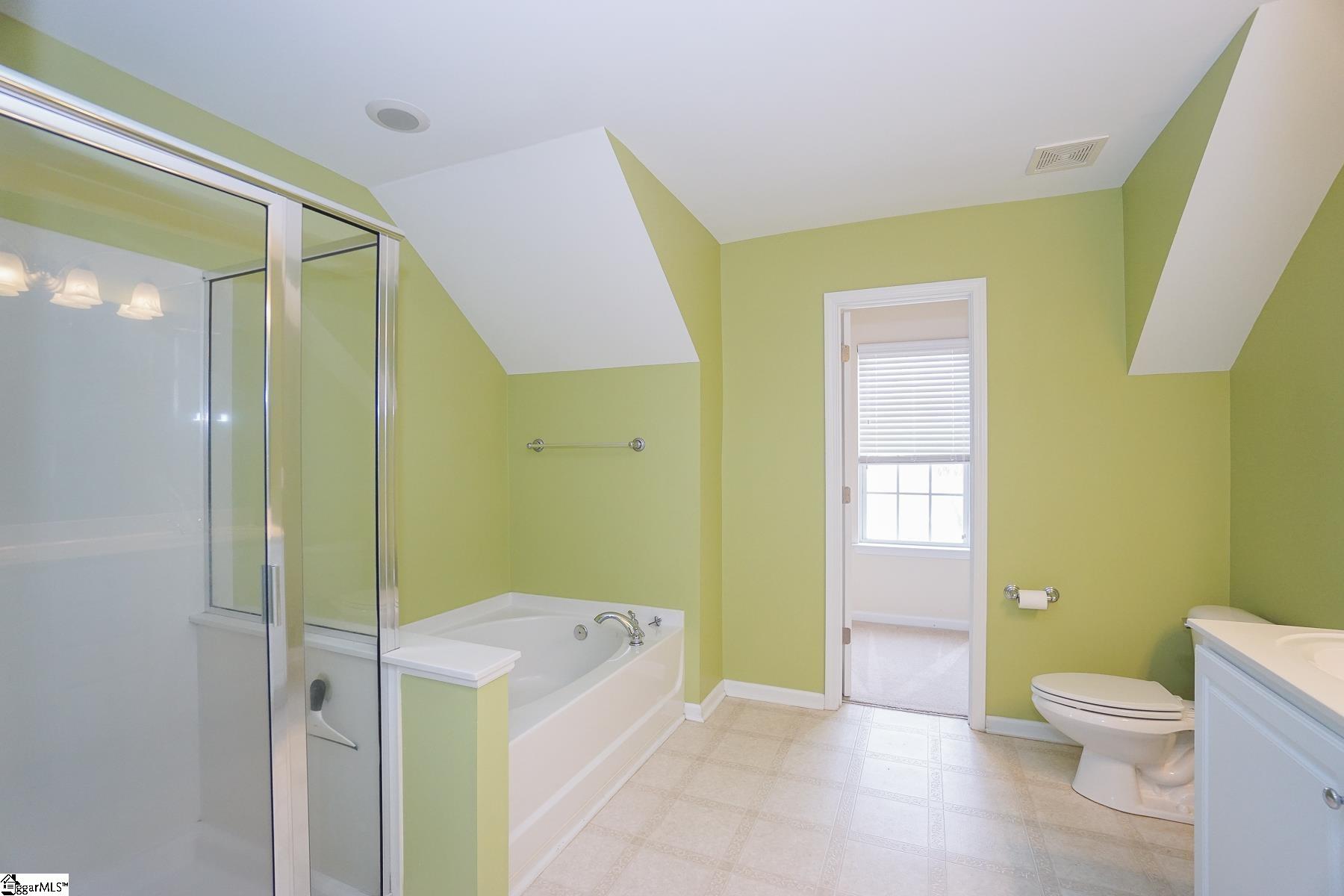 122 Pin Oak Court Easley, SC 29642 - Photo 16 of 27