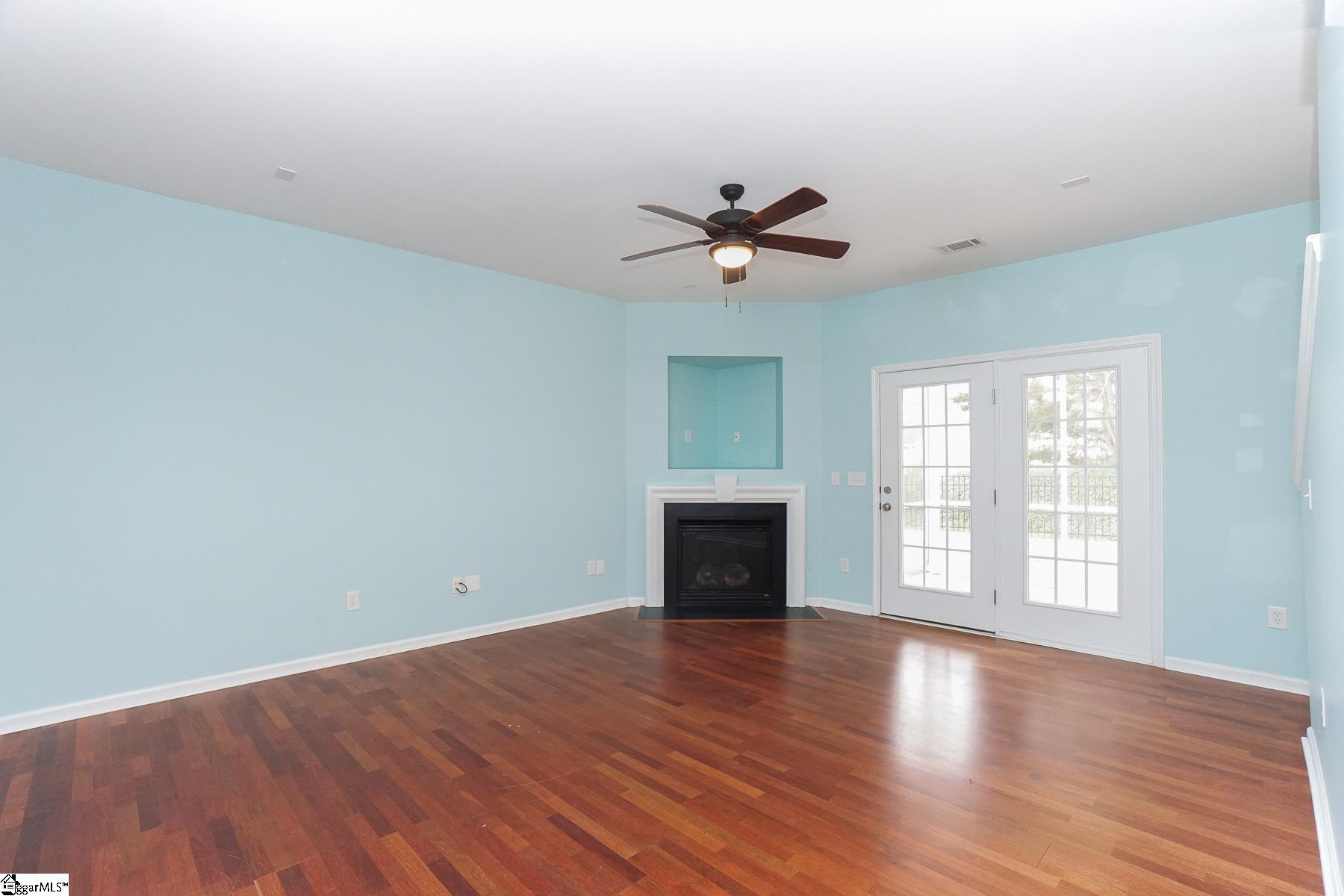 122 Pin Oak Court Easley, SC 29642 - Photo 4 of 27