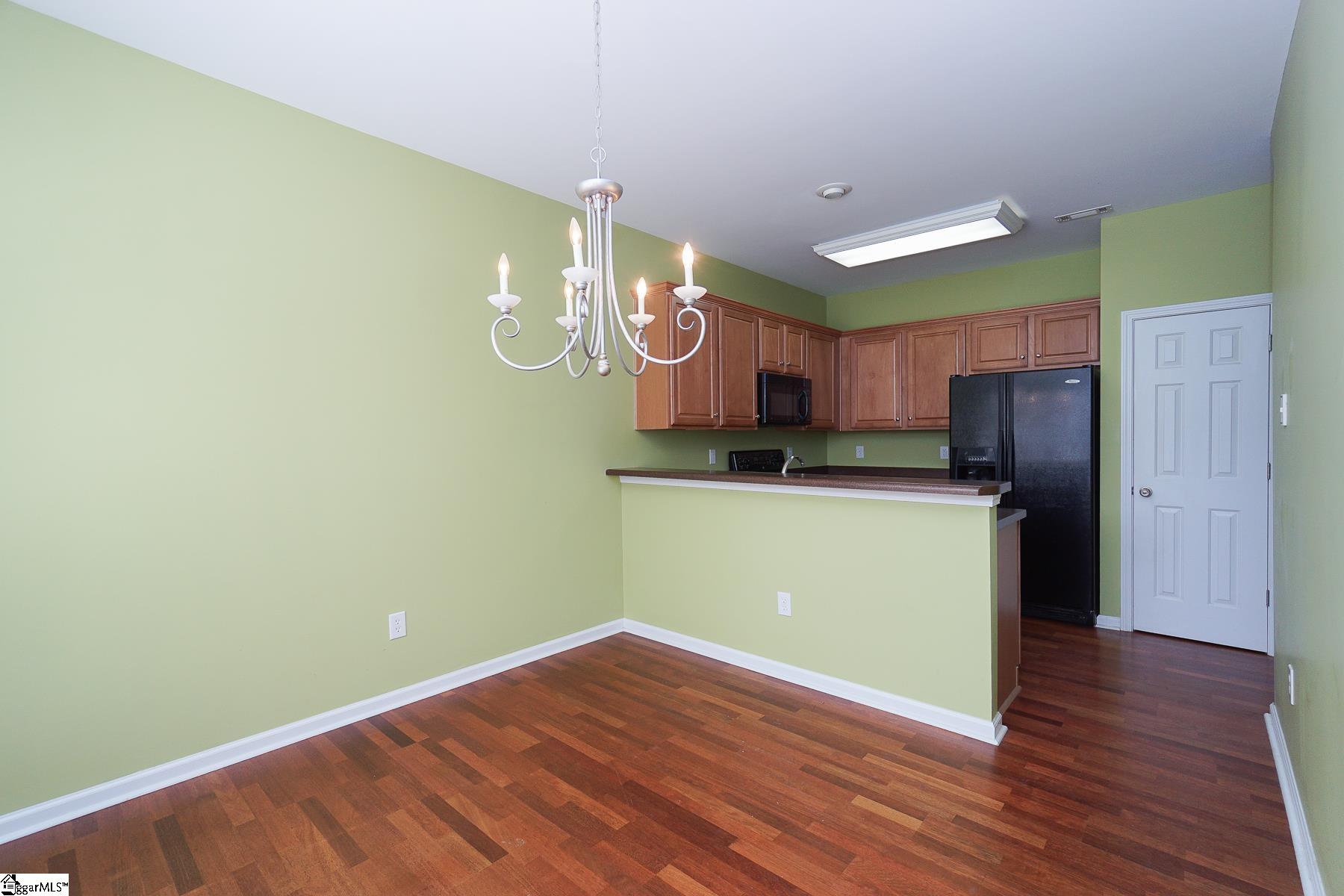122 Pin Oak Court Easley, SC 29642 - Photo 8 of 27