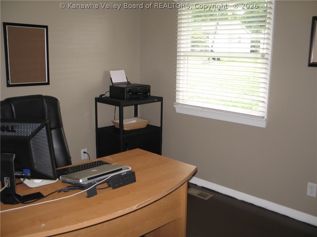 325 Cherokee Trail Huntington, WV 25705 - Photo 19 of 28 Gallery Image 19