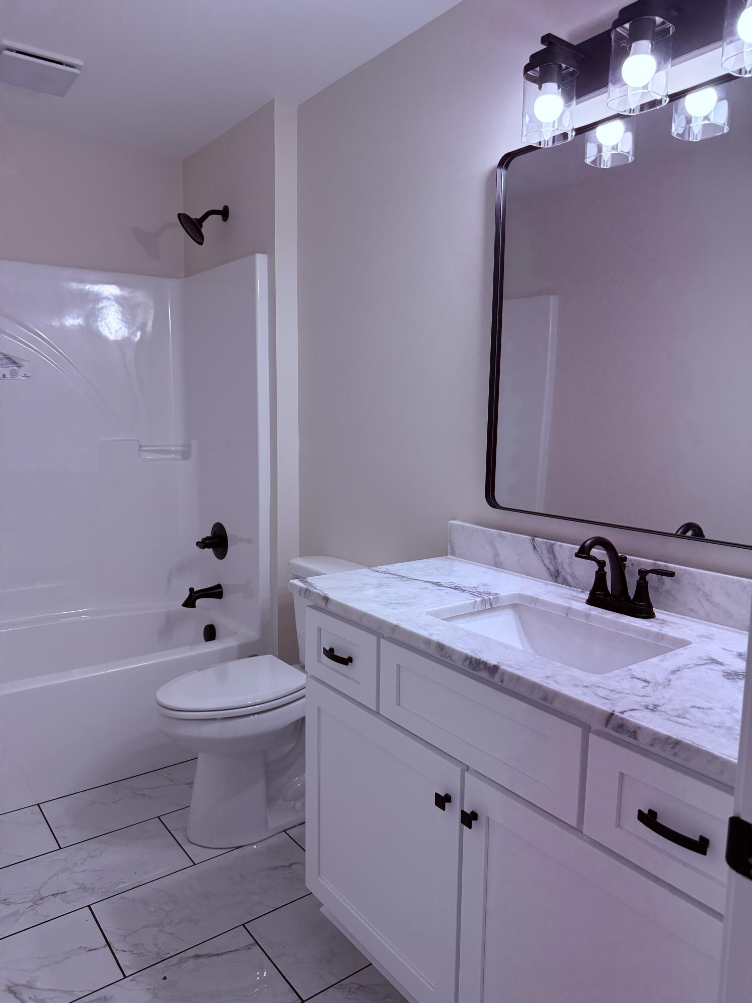 73 Hickory Street Barnwell, SC 29812 - Photo 8 of 10