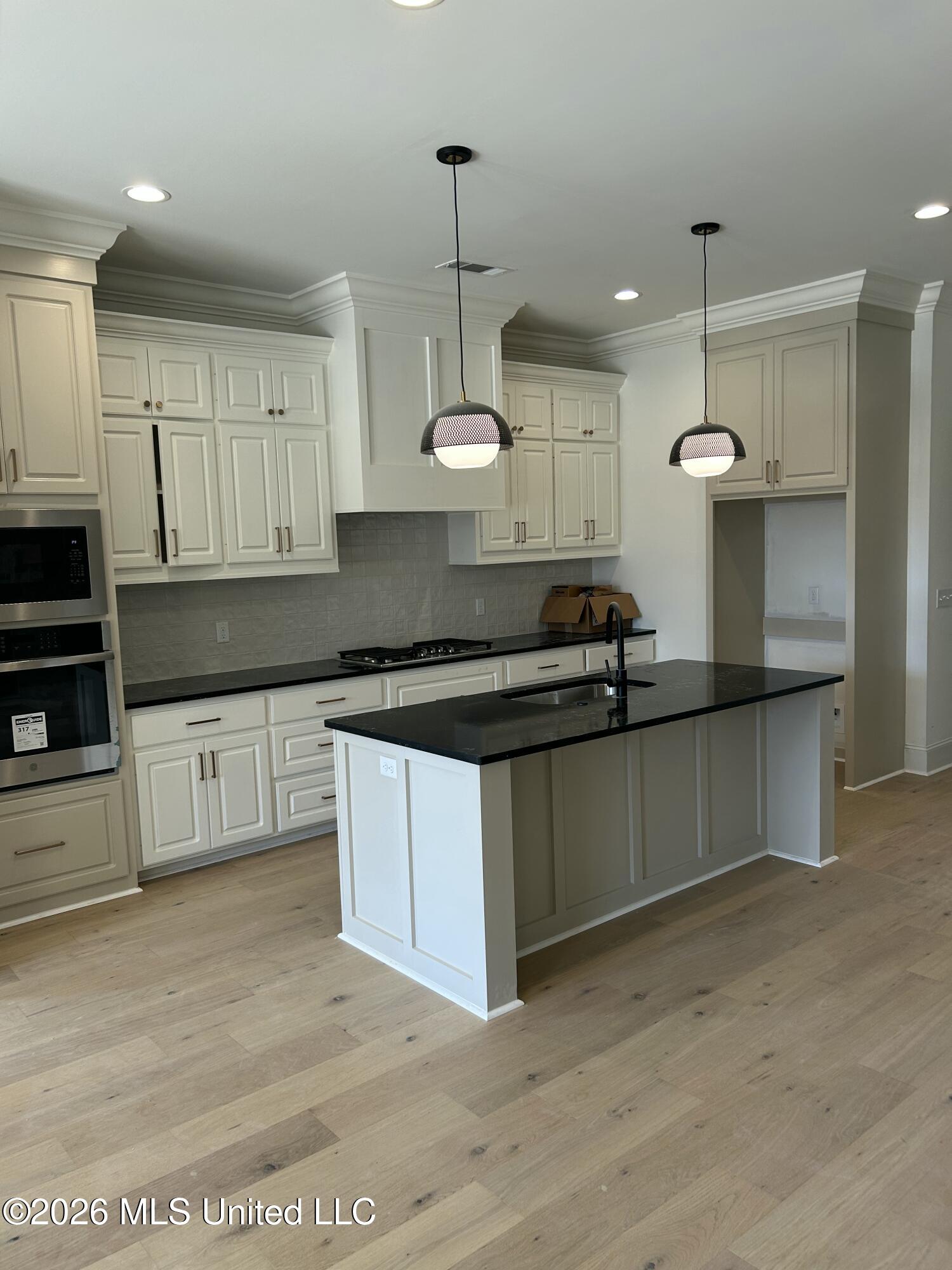 200 Bronson Bend Flowood, MS 39232 - Photo 4 of 7 IMG_5009