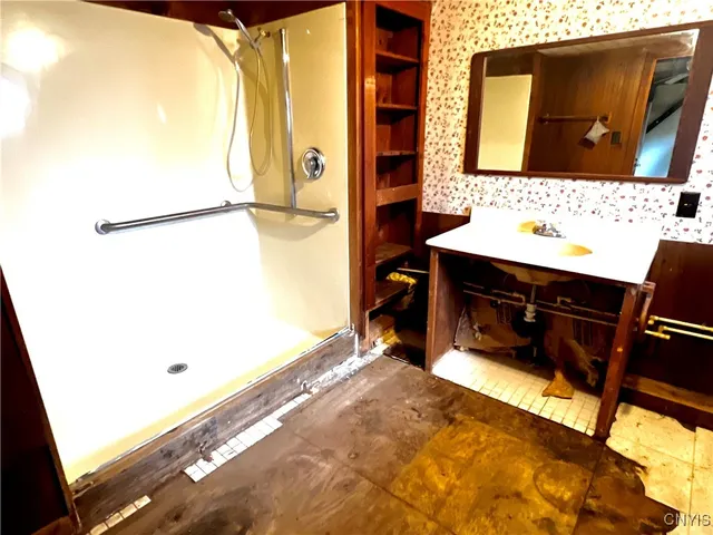 $79,999 | 542 Gulf Road, Colton, NY 13625