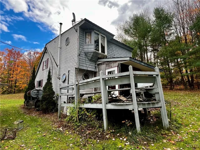 $79,999 | 542 Gulf Road, Colton, NY 13625