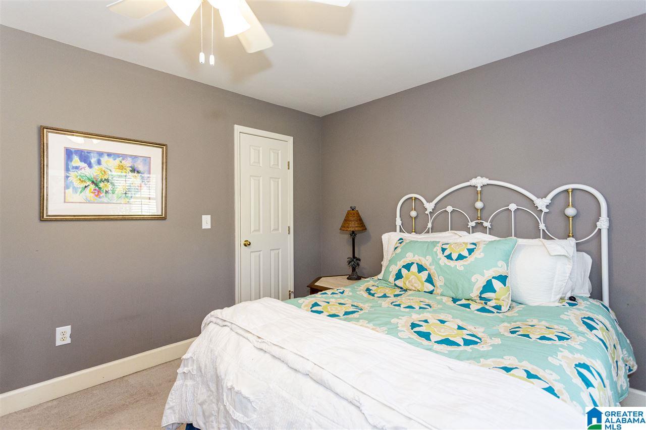 120 Oakbrooke Lane Alabaster, AL 35007 - Photo 46 of 49