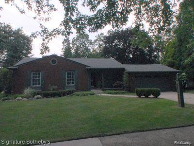 296 South Cranbrook Cross Road Bloomfield Hills, MI 48301 - Photo 1 of 24 Property Photo