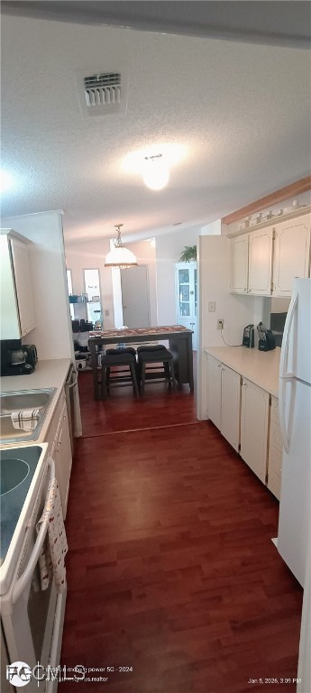 133 Belle Isle Circle Naples, FL 34112 - Photo 12 of 25