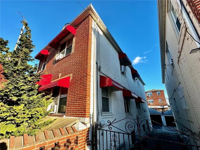 a view of an outdoor sitting area