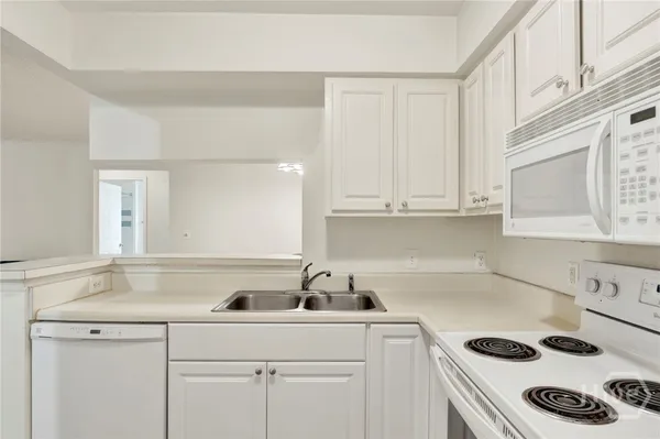 $228,000 | 12300 Apache Avenue, Unit 1604, Savannah, GA 31419