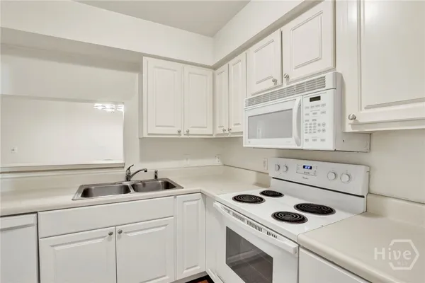 $228,000 | 12300 Apache Avenue, Unit 1604, Savannah, GA 31419