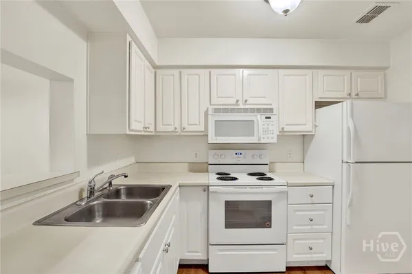 $228,000 | 12300 Apache Avenue, Unit 1604, Savannah, GA 31419