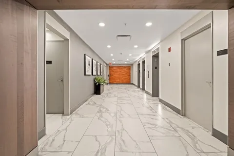 $599,000 | 8-12 Museum Way, Unit 307, Cambridge, MA 02141