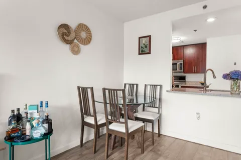 $599,000 | 8-12 Museum Way, Unit 307, Cambridge, MA 02141