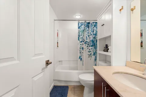 $599,000 | 8-12 Museum Way, Unit 307, Cambridge, MA 02141