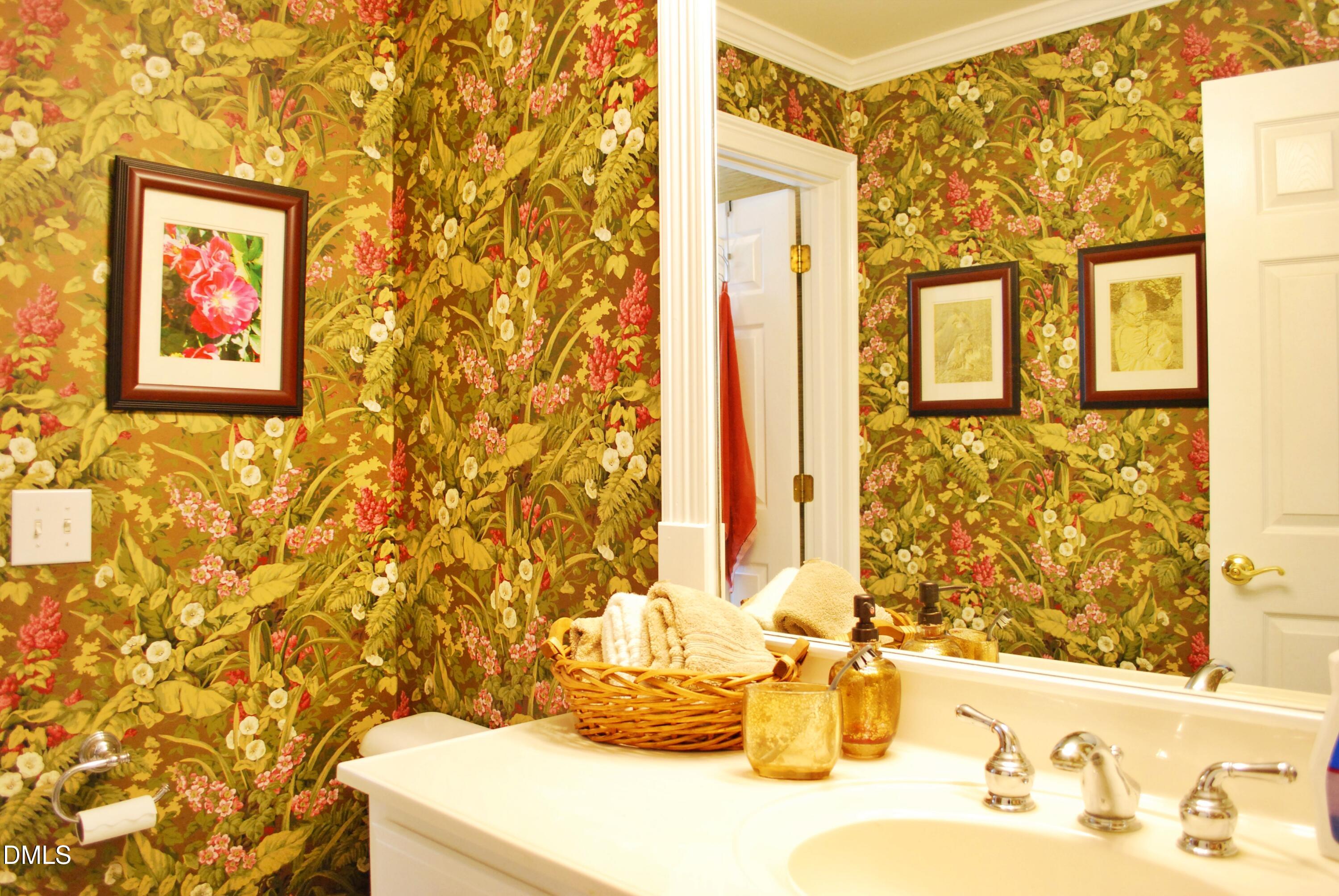 1457 Altamahaw Union Ridge Road Burlington, NC 27217 - Photo 27 of 60 27 1457 Bathroom upstairs