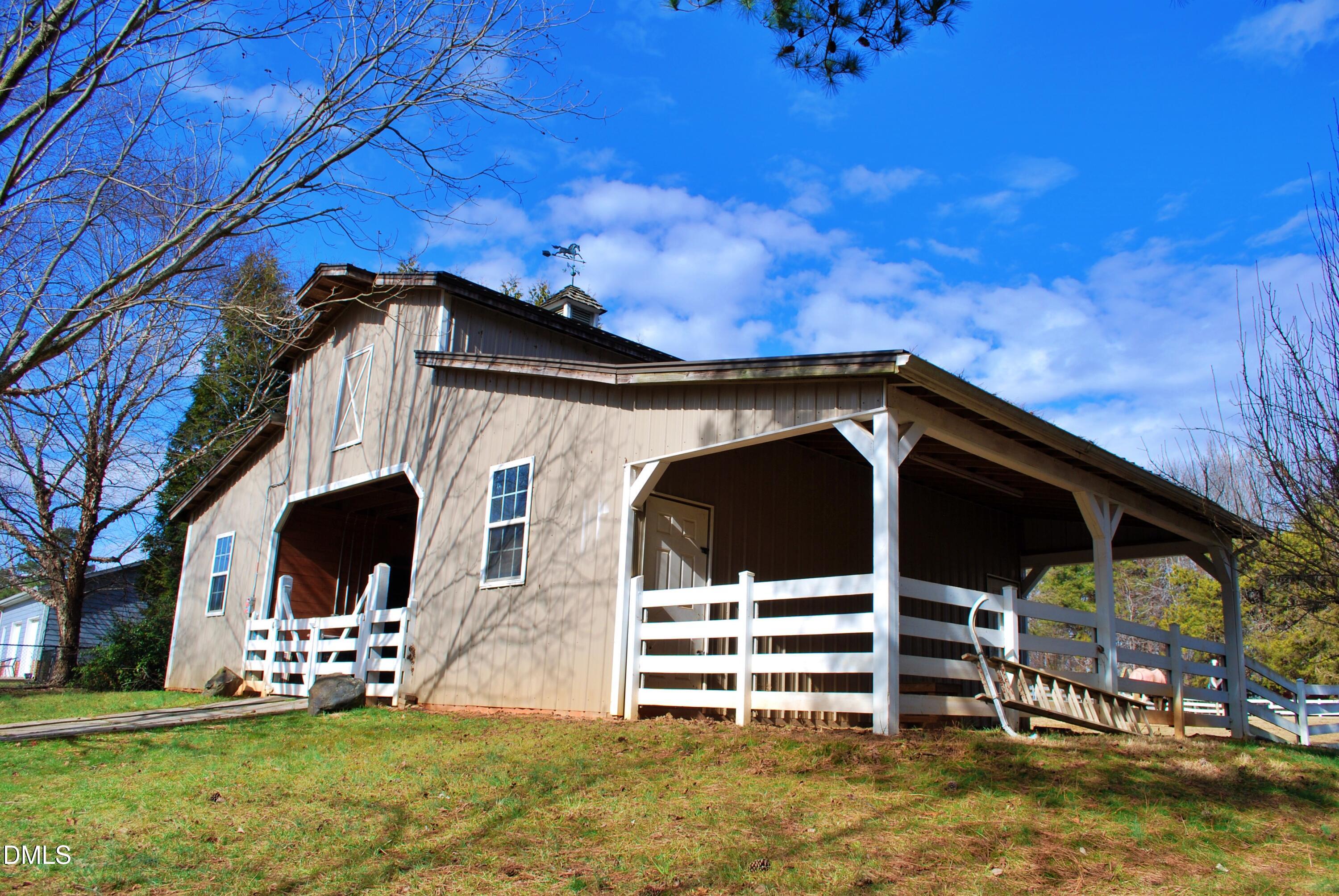 1457 Altamahaw Union Ridge Road Burlington, NC 27217 - Photo 32 of 60 32 1457 Barn