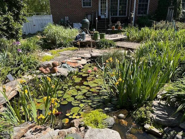 front view of house with a yard