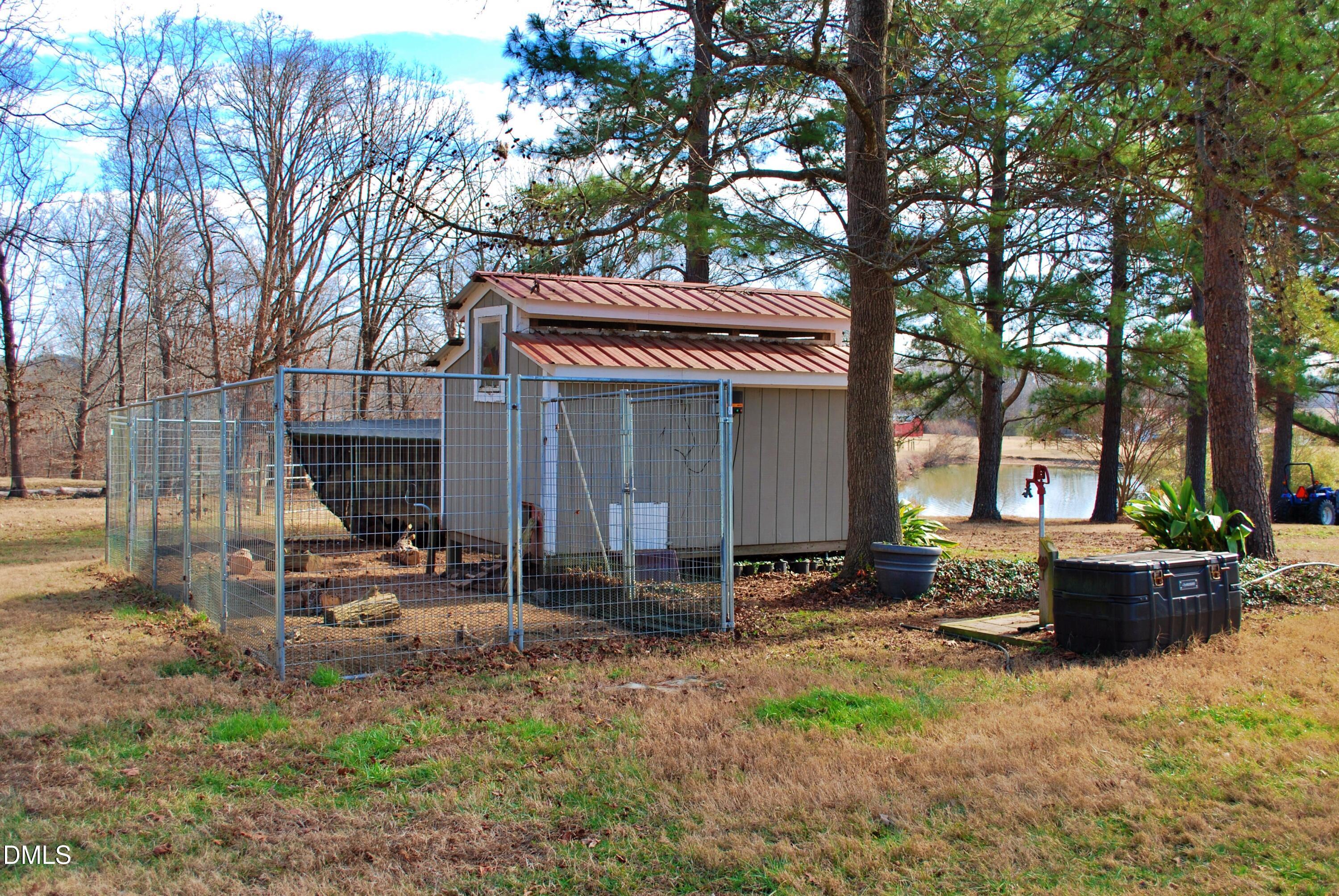 1457 Altamahaw Union Ridge Road Burlington, NC 27217 - Photo 53 of 60 53 1457 Chicken Coop