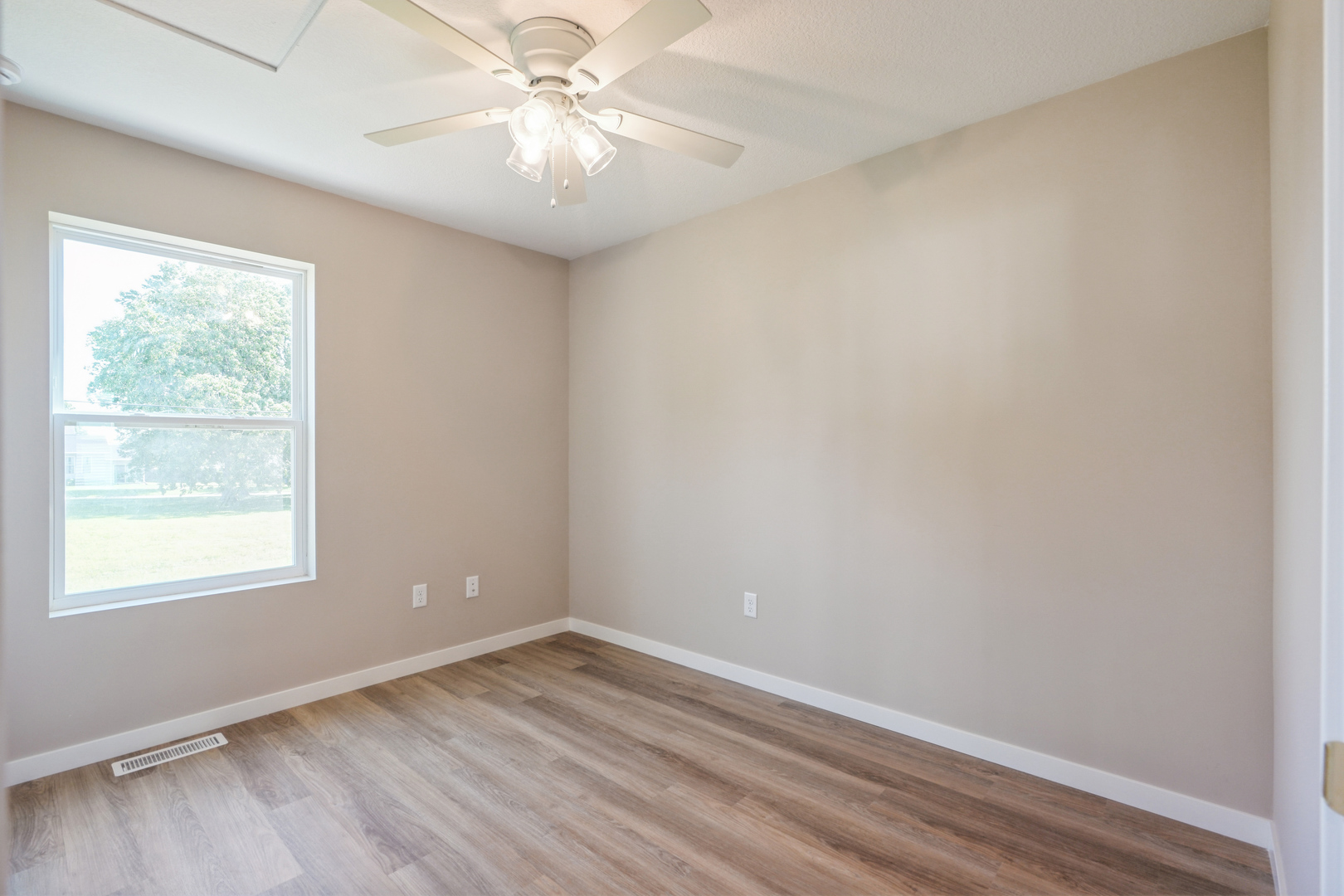 205 Spruce Street Tipton, IA 52772 - Photo 11 of 23 Gallery Image 11